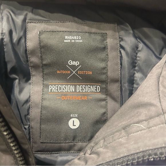 Gap Men’s Outdoor Edition Precision Designed Black Winter Jacket, Size Large - Picture 9 of 11